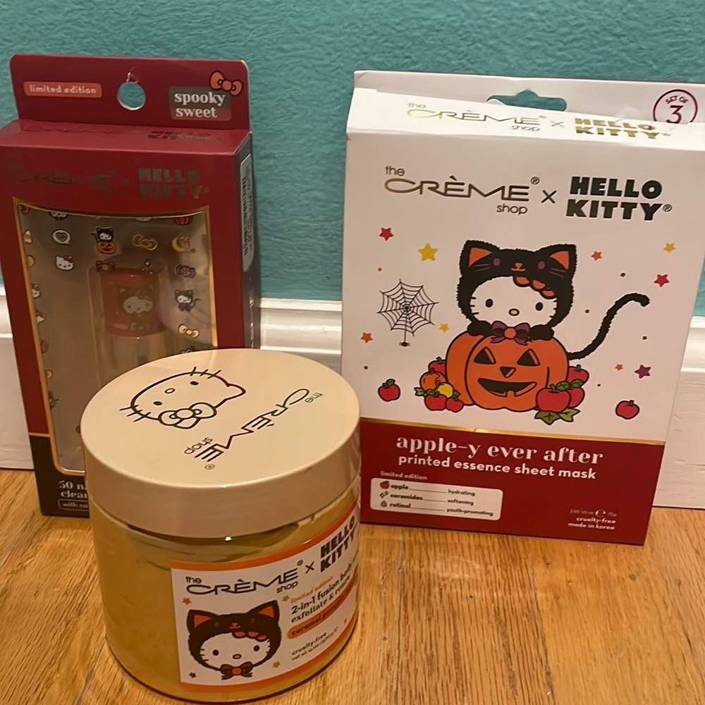NWT limited edition The Crème shop x Hello Kitty pumpkin beauty bundle - Picture 1 of 9